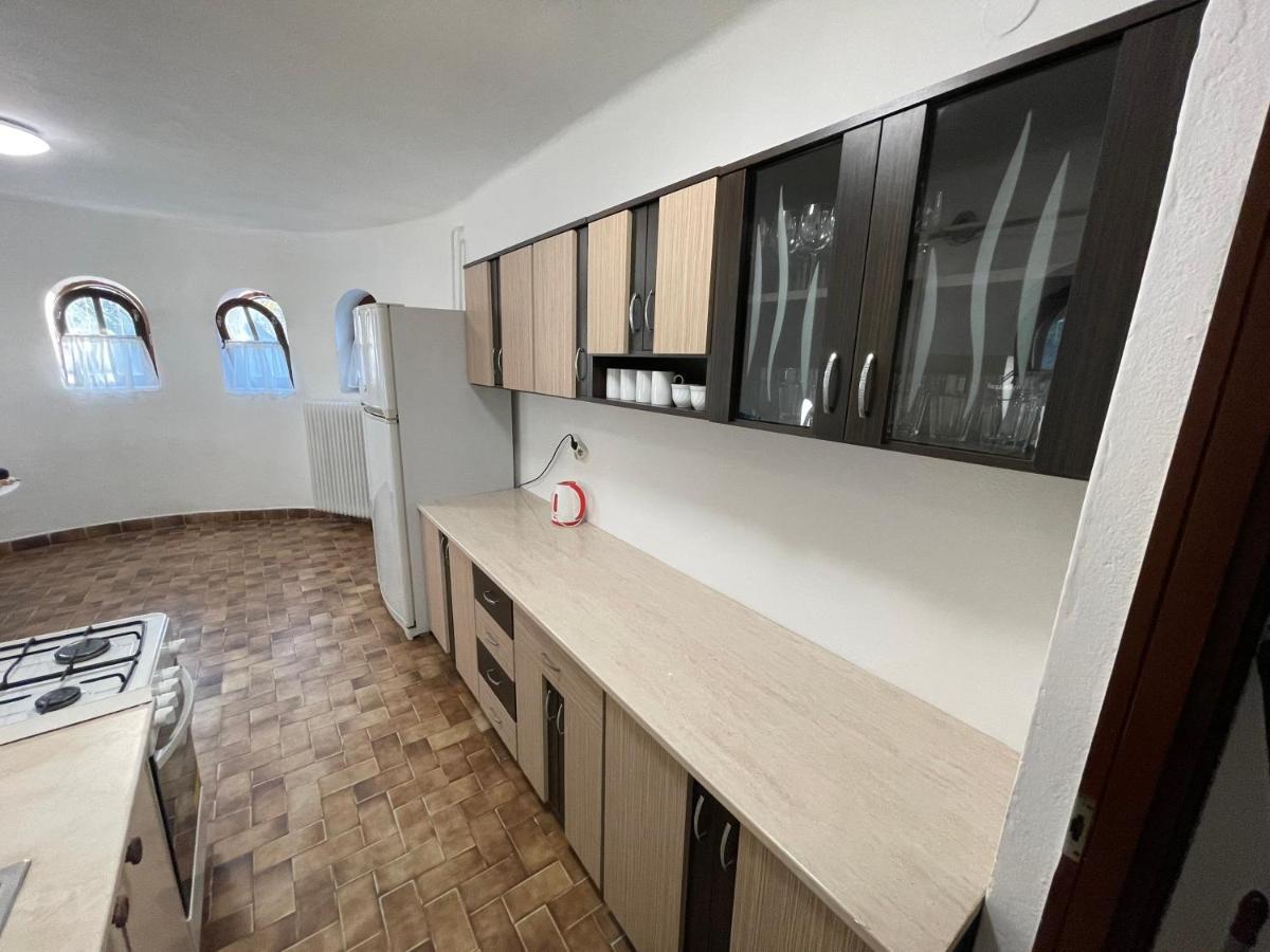 Ferienwohnung Szimpla Apartman Miskolc Exterior foto